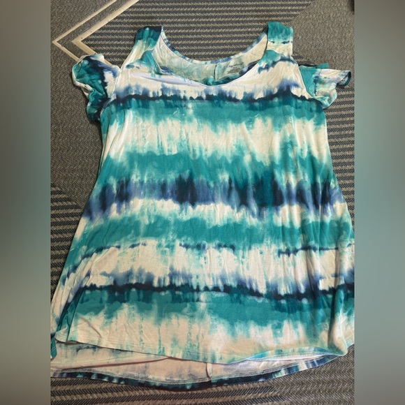 💘 5 for $25 / Teal and White Tie-Dye Blouse - Picture 2 of 13